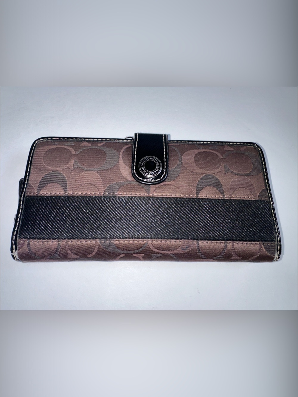 Coach Brown Signature Wallet Zip Around Black Stripe Zipper Handheld